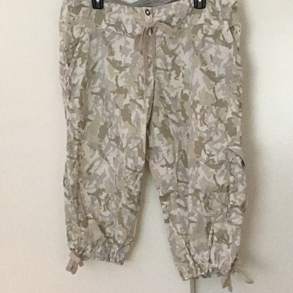 Nike capris